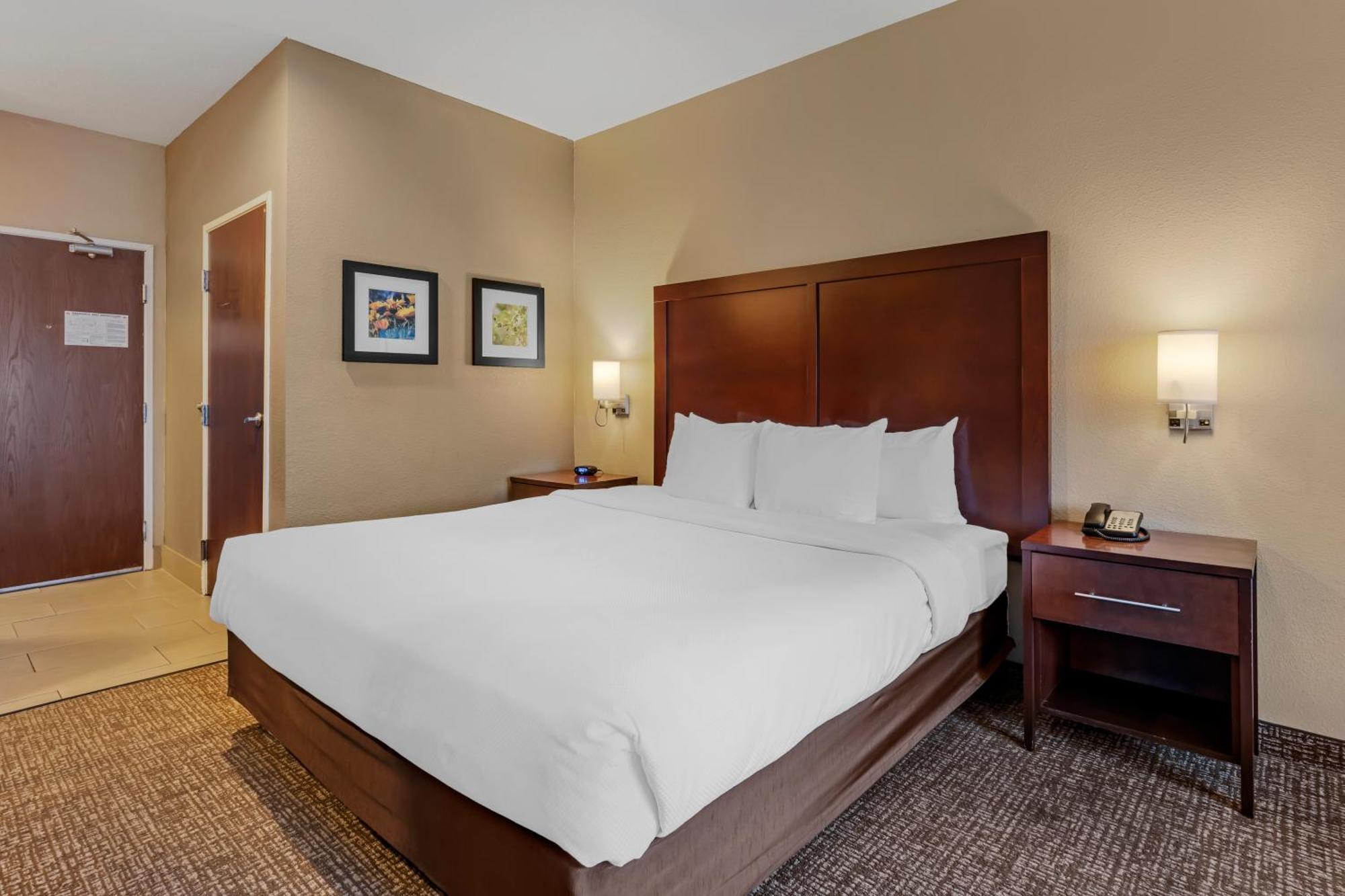 Comfort Inn Lathrop Stockton Airport Exterior photo